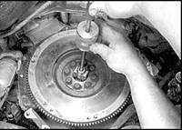  Элементы механизма сцепления Mazda 626