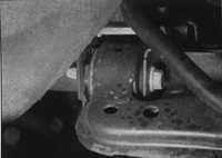  Нижний рычаг передней подвески Opel Vectra B