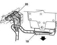  Снятие и установка блока управления системой вентиляции с отопителем и К/В, снятие и установка расширительного клапана Saab 95