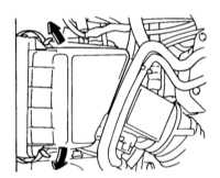  Замена фильтрующего элемента воздухоочистителя Subaru Forester